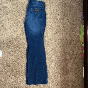 Womens Wrangler Jeans